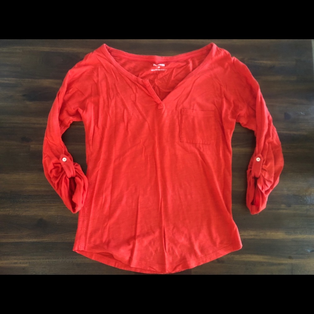 Express Mid-sleeve Casual Top